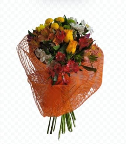 Buquê Frida com 14 alstroemérias, 02 rosas + 04 flores do campo