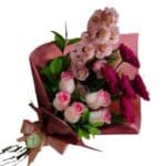 ESGOTADO Buquê Encanto Rosé  com Orq Cymbidium, 5 rosas + 5 Anastasia